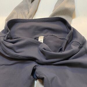 ALO Yoga Charcoal Leggings gathered inseam size s